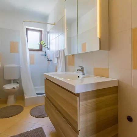 Apartment Fuer 4 Personen Ca 80 Qm In Crikvenica, Kvarner Bucht Und Umgebung