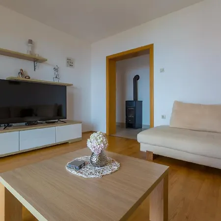 Fuer 4 Personen Ca 80 Qm In Crikvenica, Kvarner Bucht Und Umgebung Apartment *