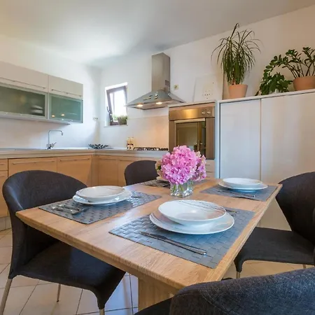 Fuer 4 Personen Ca 80 Qm In Crikvenica, Kvarner Bucht Und Umgebung Apartment